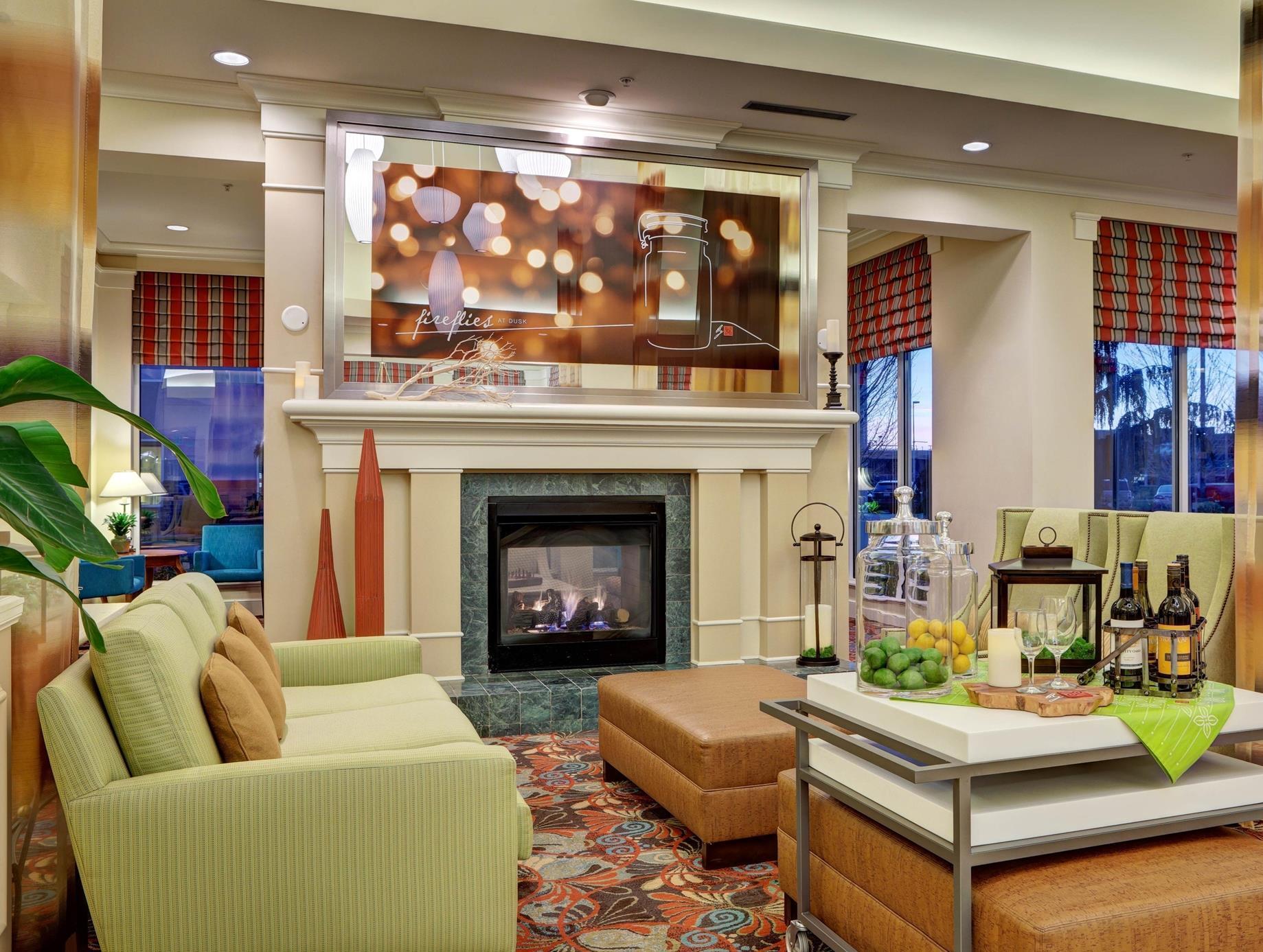 Hilton Garden Inn Tri-Cities/Kennewick Bagian luar foto